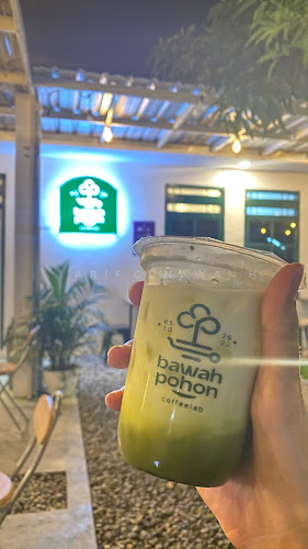 Comentarii opinii despre Bawah Pohon Coffeelab