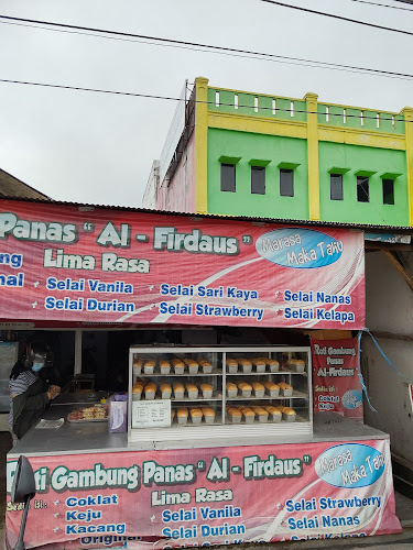 Opinii despre Roti Gambung Panas "Al-Firdaus" în Kota Palangka Raya - Gastronomi dan perhotelan