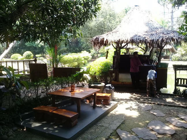 Pemancingan & Rumah Makan Tirtonadi