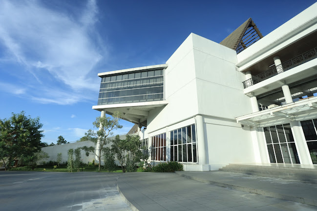 Opinii despre Untan Hub dan Working Space în Kota Pontianak - Gastronomi dan perhotelan