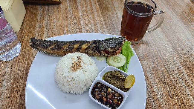 Ikan Bakar Berkah Keluarga - Gastronomi dan perhotelan
