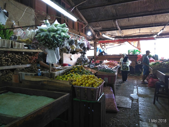 Pasar Induk Warung Jambu
