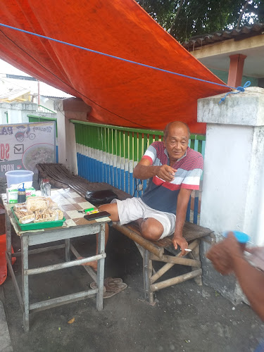 Opinii despre Warung Mak Pah în Kota Madiun - Gastronomi dan perhotelan