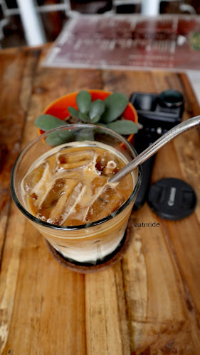 Comentarii opinii despre COFFEE MASTON