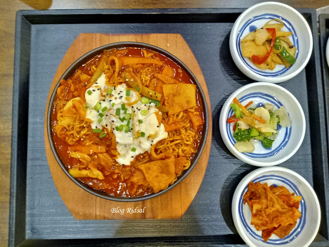DaeBak Korean BBQ Restaurant - Kota Medan