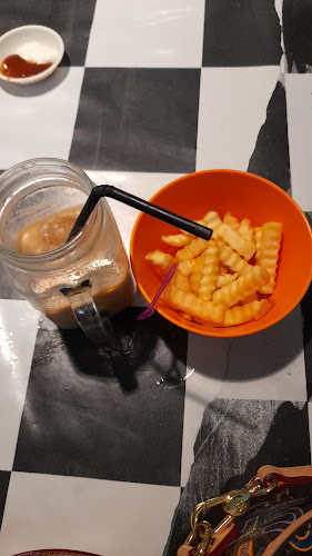 Jl. BKR No.9A, Kahuripan, Kec. Tawang, Kab. Tasikmalaya, Jawa Barat 46115