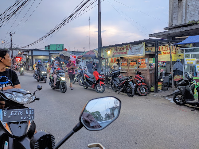 Pasar Kaget Bitung - Gastronomi dan perhotelan
