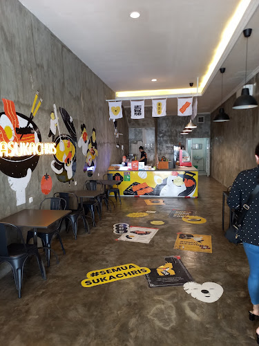 Chris Pork - Gastronomi dan perhotelan