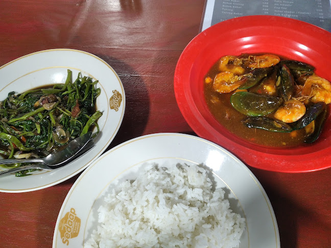 LALAPAN & SEAFOOD SB - Gastronomi dan perhotelan