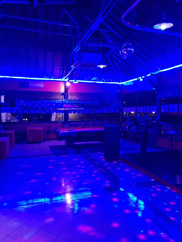 ANDONOV Cafe & Bar - Gastronomi dan perhotelan