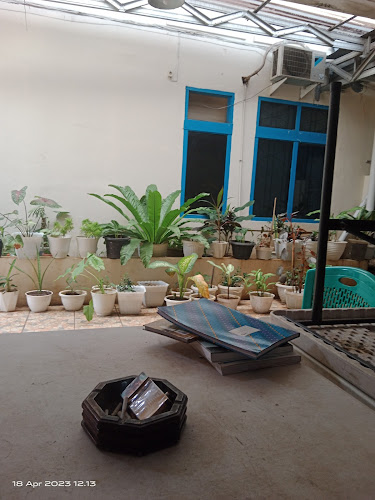 Warkop Om LEXY - Kota Makassar