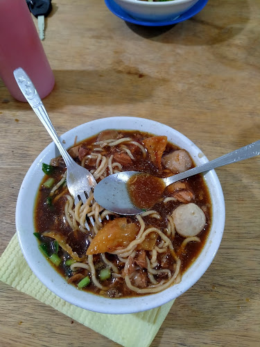 Bakso Wong Solo Mas Hari - Gastronomi dan perhotelan