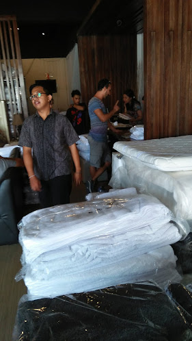 Opinii despre Rama Restaurants Bali în Kota Denpasar - Gastronomi dan perhotelan