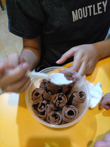 Opinii despre R 10 kedai în Kota Parepare - Gastronomi dan perhotelan