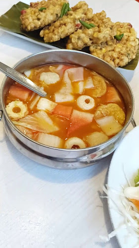 Comentarii opinii despre Waroenk Kito Padang