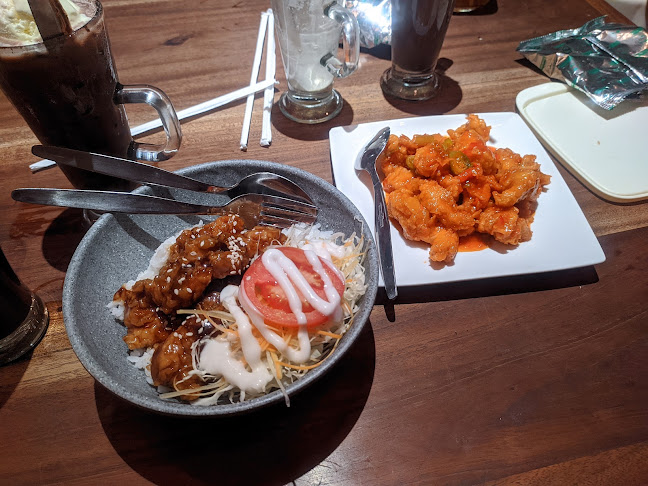 Savoury Pizza - Gastronomi dan perhotelan