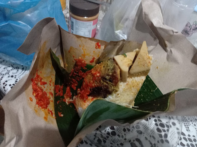 Rumah Makan Putra Buana - Gastronomi dan perhotelan