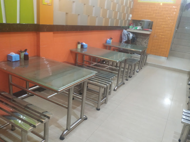 Comentarii opinii despre Ayam Penyet Ria