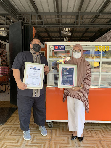 Jl. Sunu No.88, Timungan Lompoa, Kec. Bontoala, Kota Makassar, Sulawesi Selatan 90213