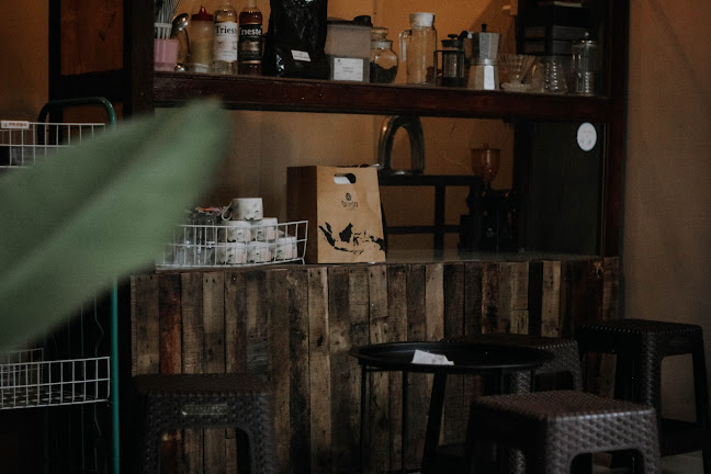 Opinii despre Coffeetime în Kota Denpasar - Gastronomi dan perhotelan