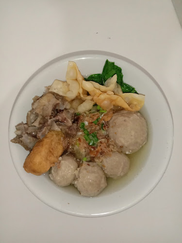 Mie ayam dan Bakso RAYA - Surabaya