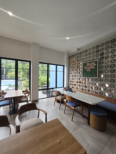 Jl. Kasuari Raya Blok HB2. 7, Bintaro, Kota Tangerang Selatan, Banten 15229