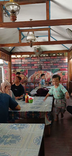 GRQX+RCR, Jl. H. Mistar Cokrokusumo, Kemuning, Kec. Banjarbaru Selatan, Kota Banjar Baru, Kalimantan Selatan 70732