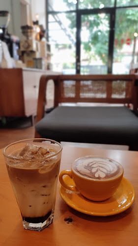 Opinii despre Kopi MADI în Kota Tangerang Selatan - Gastronomi dan perhotelan