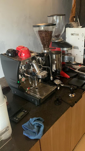 Opinii despre dua alam kopi în Kota Tangerang Selatan - Gastronomi dan perhotelan