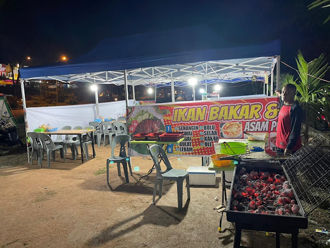 Ikan bakar & Seafood mak munah - Gastronomi dan perhotelan