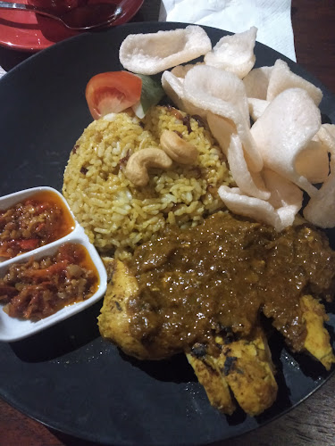 Tanamera Coffee Graha Famili