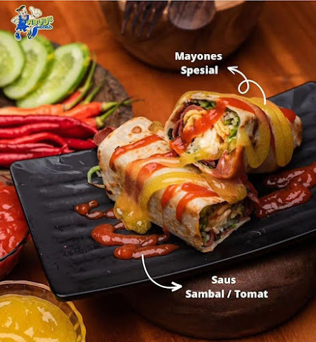 Opinii despre Duba Kebab Pasar Raya Solok în Kota Solok - Gastronomi dan perhotelan