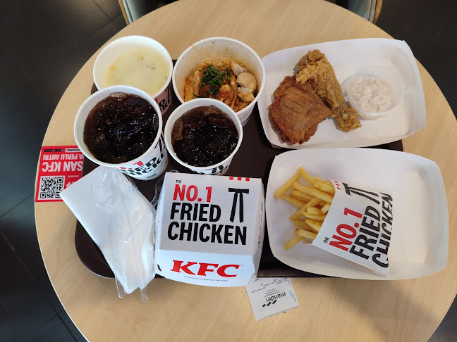 KFC • Dago - Gastronomi dan perhotelan