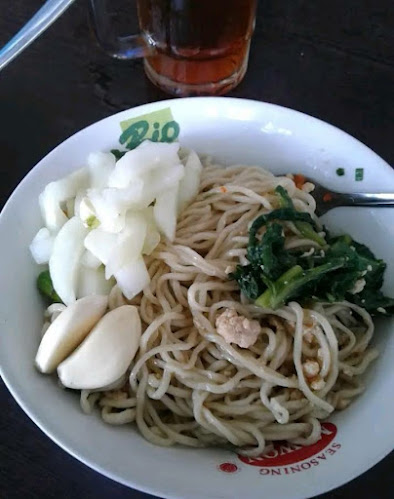 Mie Bandung Sesetan, Cabang Teuku umar - Gastronomi dan perhotelan