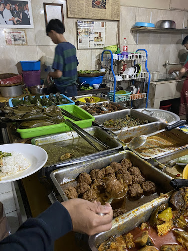Opinii despre Warung Nasi Ma Eha în Kota Bandung - Gastronomi dan perhotelan