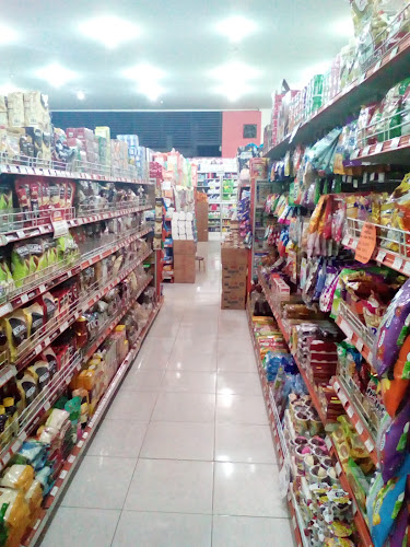 Opinii despre Mini Market Tara (Pengecer blue gaz) în Surabaya - Gastronomi dan perhotelan