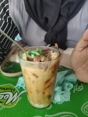 Comentarii opinii despre Es Cendol Patimura Pak Edi