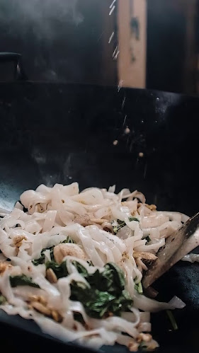 Comentarii opinii despre Mie Bandung Sesetan, Cabang Teuku umar