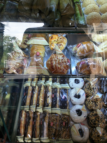 Holland Bakery - RS Urip Sumoharjo - Kota Bandar Lampung