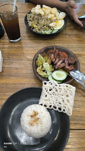 Jl. Ketabang Kali No.53, Ketabang, Kec. Genteng, Surabaya, Jawa Timur 60272