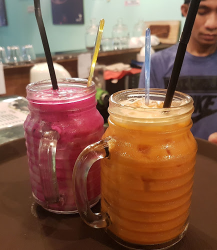 HITS CAFE - Kota Makassar