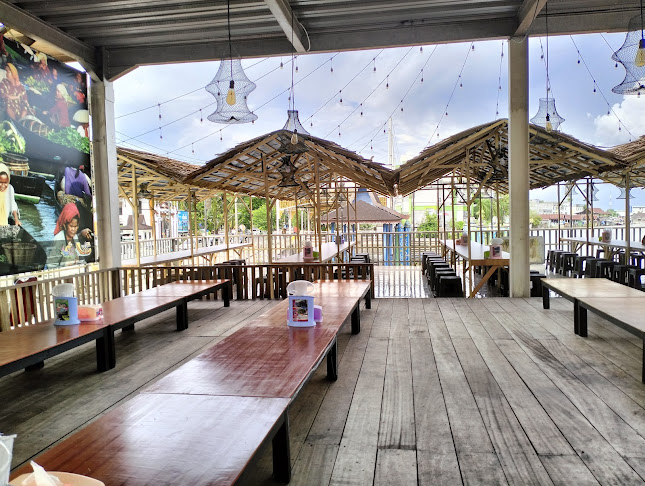 Depan Kantor Pemko Banjarmasin, Jl. RE Martadinata No.2, Banjarmasin City, South Kalimantan 70111