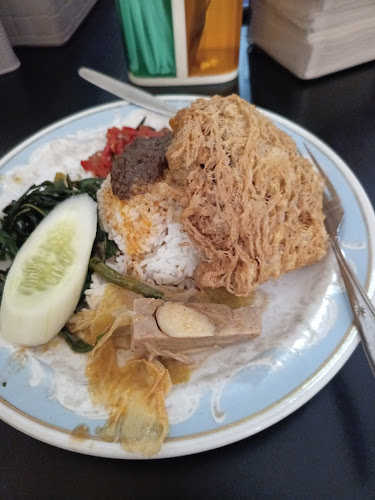 Opinii despre RM Padang Chaniago în Kota Semarang - Gastronomi dan perhotelan