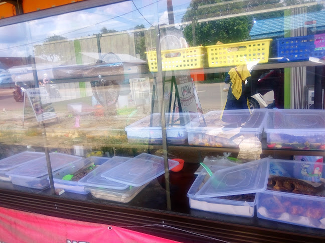 Rumah Makan Umiku - Gastronomi dan perhotelan