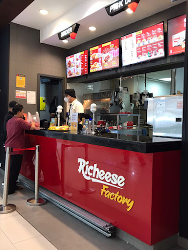 Opinii despre Richeese Factory Dumai în Kota Dumai - Gastronomi dan perhotelan