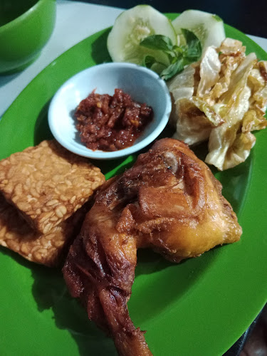 Opinii despre " Kedai BossKu " în Kota Banjar Baru - Gastronomi dan perhotelan