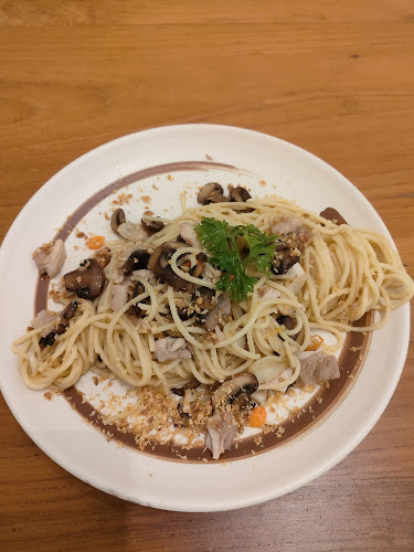 Opinii despre BOJA Eatery & Bar Bandung în Kota Bandung - Gastronomi dan perhotelan