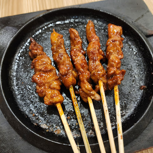 Opinii despre Sate House Bogowonto în Surabaya - Gastronomi dan perhotelan