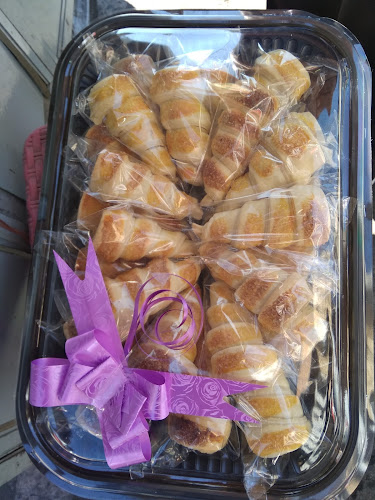 Toko Kue Basah “Bu Ida” - Gastronomi dan perhotelan