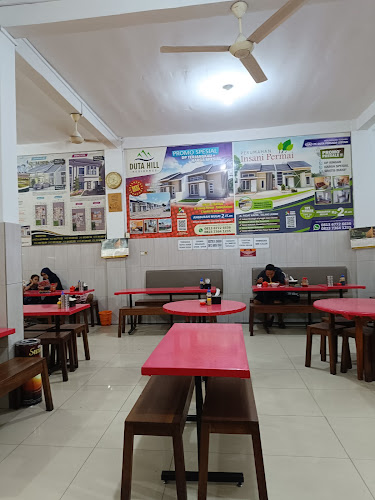 Mie Ayam Aloi - Gastronomi dan perhotelan